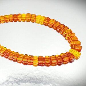 VINTAGE Gorgeous Cleopatra Genuine Golden Amber Necklace